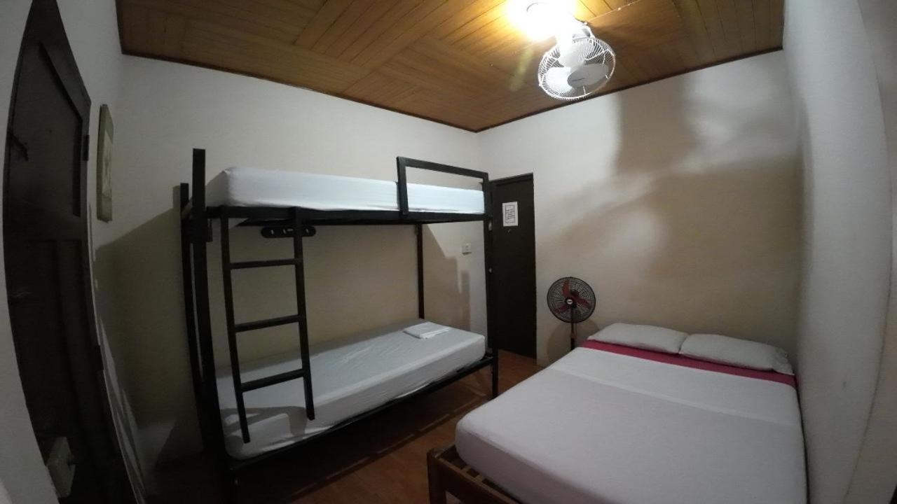 Hostal Augustos Сан-Хуан-дель-Сур Экстерьер фото